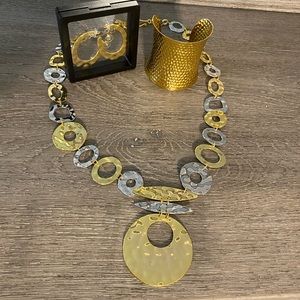 Sassy Jones three piece set